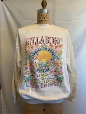 Billabong Ride in Oversized Cream (Salt) Crewneck with Pastel Sunset Graphic
